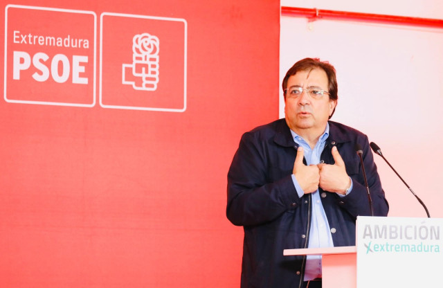 El secretario general del PSOE extremeño, Guillermo Fernández Vara.