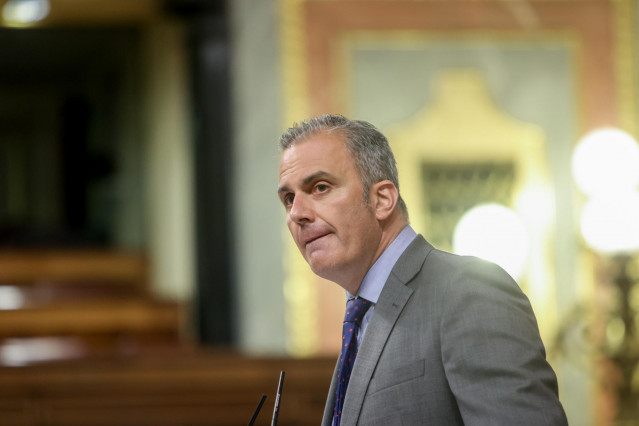 El secretario general de Vox, Javier Ortega Smith, interviene durante una sesión plenaria, en el Congreso de los Diputados, a 20 de septiembre de 2022, en Madrid (España).