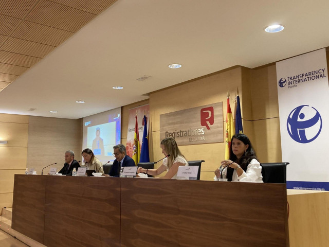 Los expertos insisten en la importancia de un registro central útil y transparente de titulares reales para prevenir el blanqueo de capitales y otros delitos económicos.