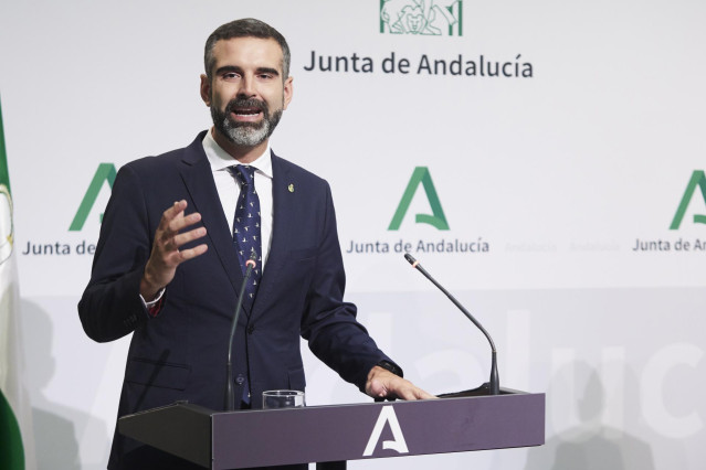 El consejero de Sostenibilidad, Medio Ambiente y Economía Azul y portavoz de la Junta de Andalucía, Ramón Fernández-Pacheco.