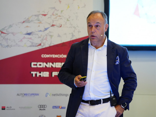 El presidente de Feneval, Juan Luis Barahona