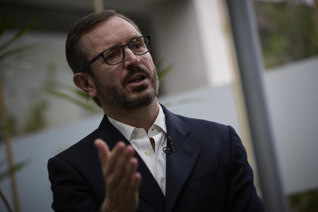 El portavoz del Grupo Parlamentario Popular en el Senado de España, Javier Maroto, durante una entrevista para Europa Press, a 31 de octubre de 2022, en Madrid (España). Maroto es licenciado en Ciencias Económicas y Empresariales. Fue diputado por Álava e