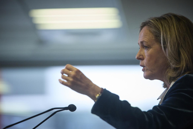 La vicepresidenta primera y ministra de Asuntos Económicos y Transformación Digital, Nadia Calviño, en la sede de la Comisión Nacional del Mercado de Valores (CNMV), a 26 de octubre de 2022, en Madrid (España).