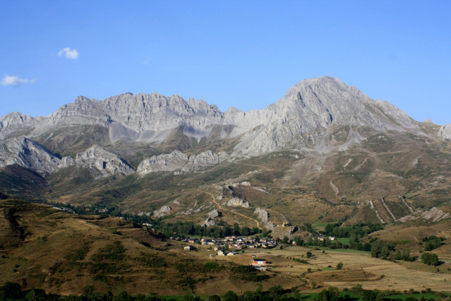 Archivo - Comarca Leonesa De Babia, Cerca Del Puerto De Pinos