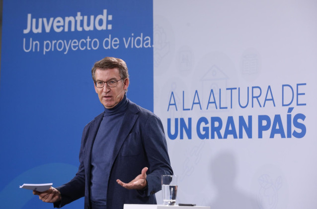El presidente del PP, Alberto Núñez Feijóo, interviene durante la segunda convención sectorial del Partido Popular (PP), a 24 de octubre de 2022, en Madrid (España).
