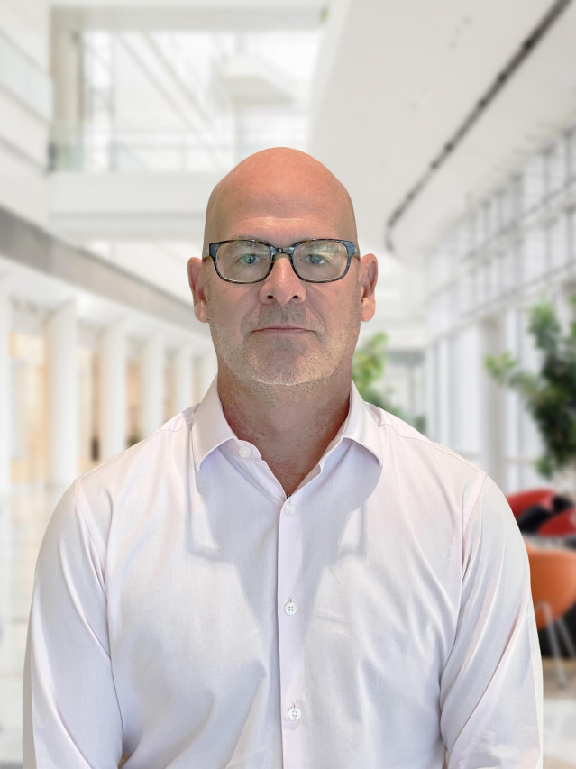 Archivo - El nuevo director de desarrollo de negocio de renta fija para Europa y Asia de Capital Group, Scott Steele.