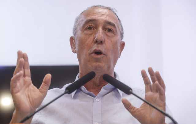 El portavoz de Compromís en el Congreso, Joan Baldoví, ofrece  una rueda de prensa, en la sede de Compromís, a 11 de octubre de 2022, en Valencia, Comunidad Valenciana (España).