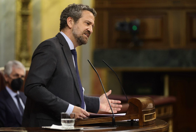 Archivo - El diputado del Partido Popular, Jaime Eduardo de Olano, interviene en una sesión plenaria, en el Congreso de los Diputados, a 28 de abril de 2022, en Madrid (España).