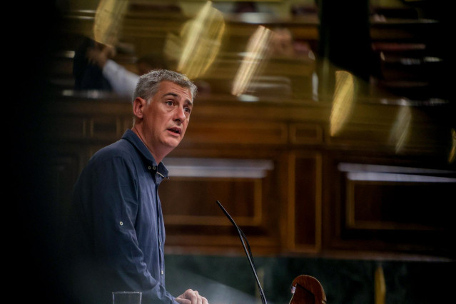 Archivo - El diputado de EH Bildu Oskar Matute.