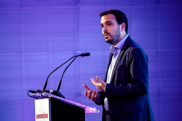 El ministro de Consumo, Alberto Garzón, interviene en la inauguración del encuentro ‘Unoconcinco’, en la Casa del Lector de Matadero, a 27 de octubre de 2022, en Madrid (España).