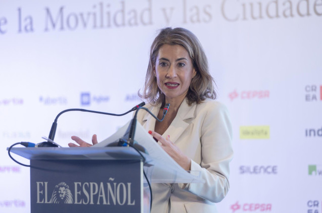 La ministra de Transportes, Movilidad y Agenda Urbana, Raquel Sánchez, interviene durante el III Simposio del Observatorio de la Movilidad y las Ciudades de 'El Español', en el Hotel The Westin Palace de Madrid