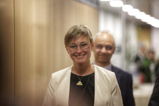 La CEO de Iberboard y vicepresidenta de la patronal catalana Foment del Treball, Virginia Guinda, a su llegada a la presentación de su candidatura a la presidencia de la Confederación Española de Organizaciones Empresariales (CEOE). Archivo.