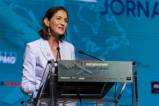 La ministra de Industria, Comercio y Turismo, Reyes Maroto, interviene en la I Jornada de Turismo de Europa Press, a 14 de noviembre de 2022, en Madrid (España). El mismo día en el que se celebra la I Jornada de Turismo de Europa Press, la ministra de Ind