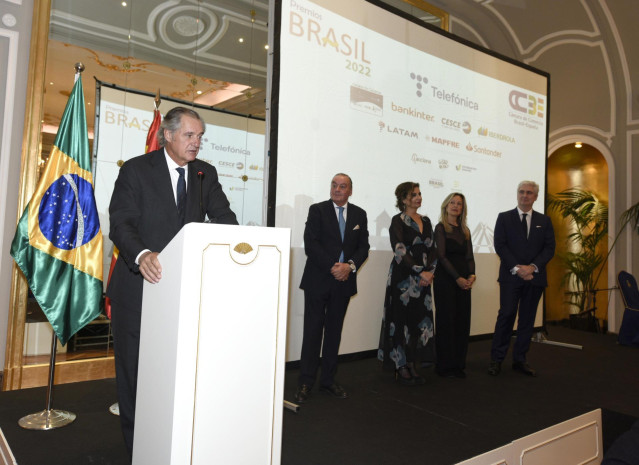 Entrecanales recibe el premio de la CCBE