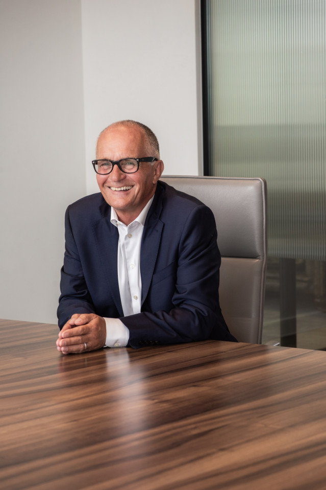 Archivo - El consejero delegado de Sage, Steve Hare