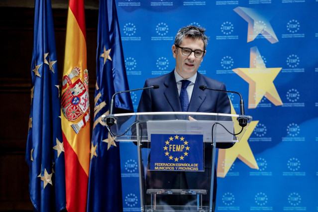 El Ministro de la Presidencia, Relaciones con las Cortes y Memoria Democrática, Felix Bolaños, durante una rueda de prensa.