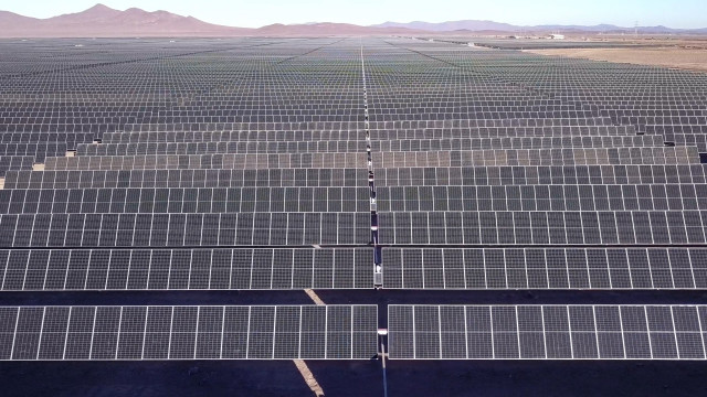 Archivo - Parque fotovoltaico de Acciona Energía