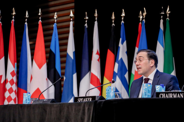 El ministro de Asuntos Exteriores, Unión Europea y Cooperación, José Manuel Albares, interviene sobre ‘Prioridades para la OTAN: la perspectiva española’ en el Comité de Economía y Seguridad, en Madrid.