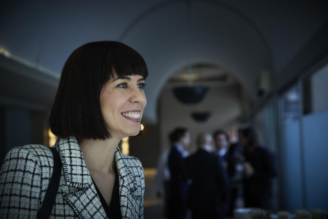 La ministra de Ciencia e Innovación, Diana Morant, durante el encuentro sobre ‘La política de innovación en España: Retos y oportunidades’en el Comité de Economía y Seguridad, en el Hotel Meliá Castilla, a 20 de noviembre de 2022, en Madrid (España).