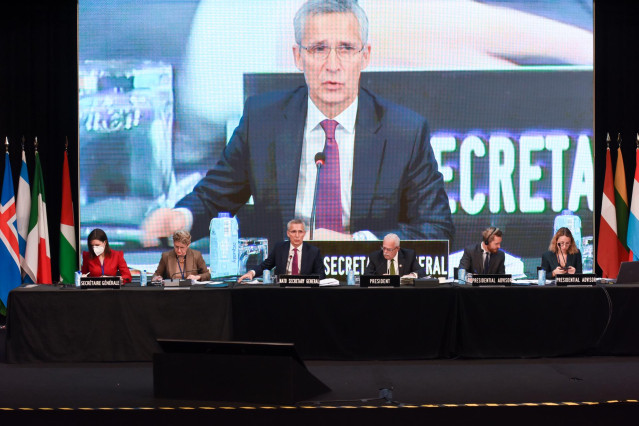 Vista de la intervención del secretario general de la Organización del Tratado del Atlántico Norte (OTAN), Jens Stoltenberg, durante la sesión plenaria de la tercera jornada de la 68º sesión anual de la Asamblea Parlamentaria