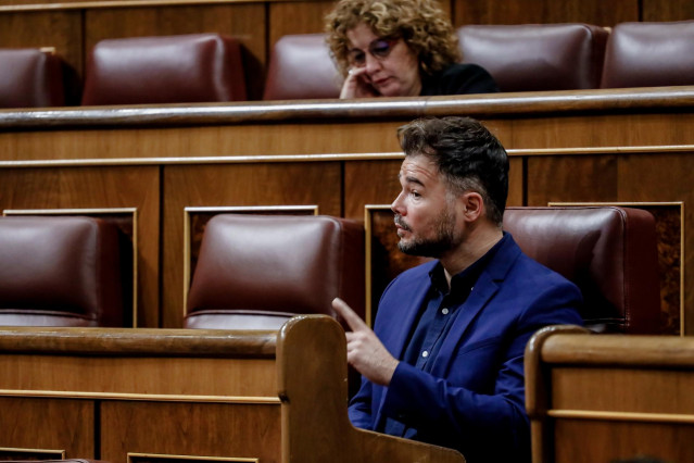 El portavoz parlamentario de ERC en el Congreso, Gabriel Rufián, e una sesión plenaria en el Congreso