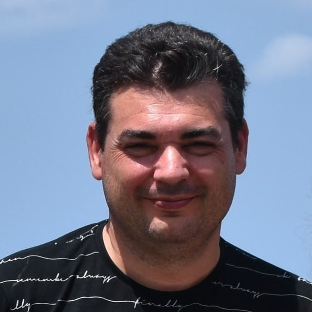 Imagen de recurso del nuevo diputado de Unidas Podemos en el Congreso y militante de la formación morada, Ezequiel García.