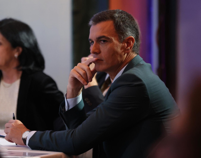 El presidente del Gobierno, Pedro Sánchez, durante el acto de inauguración del encuentro empresarial 'La innovación en la nube como oportunidad para España', en el Hotel InterContinental Madrid, a 24 de noviembre de 2022, en Madrid (España). El encuentro