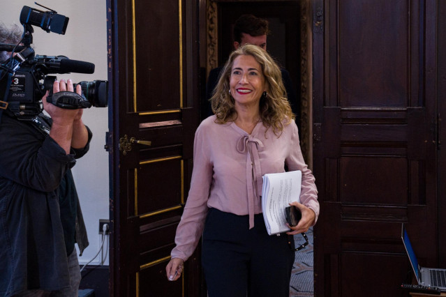 Archivo - La ministra de Transportes, Movilidad y Agenda Urbana, Raquel Sánchez.
