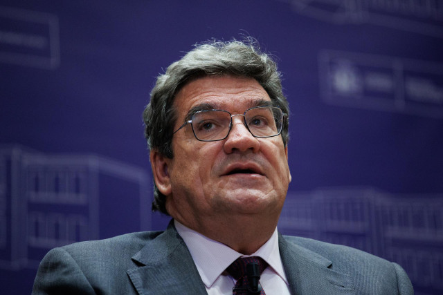 Archivo - El ministro de Inclusión, Seguridad Social y Migraciones, José Luis Escrivá