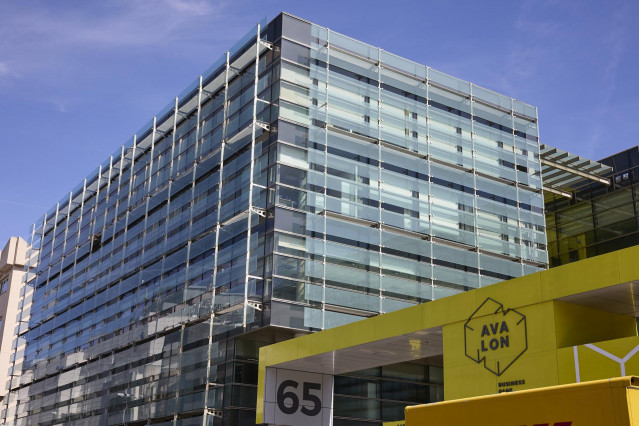 Archivo - Edificio de la sede de Ezentis en Madrid