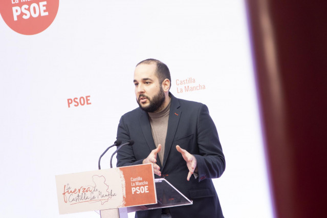 El diputado del PSOE Miguel González