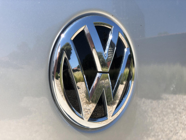 Archivo - Logotipo de Volkswagen