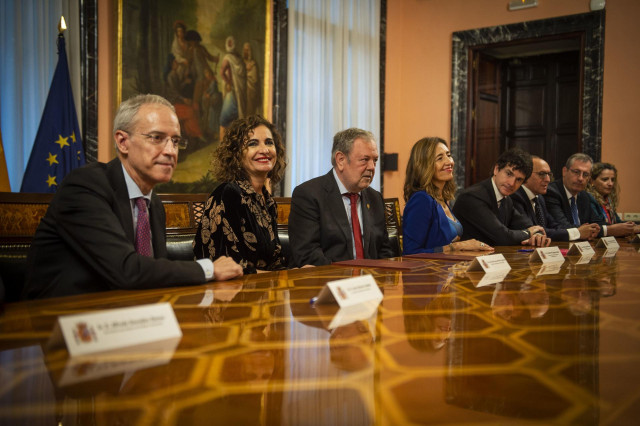 Archivo - Reunión de Comisión Mixta del Concierto Económico, en el Ministerio de Hacienda, a 17 de noviembre de 2022, en Madrid