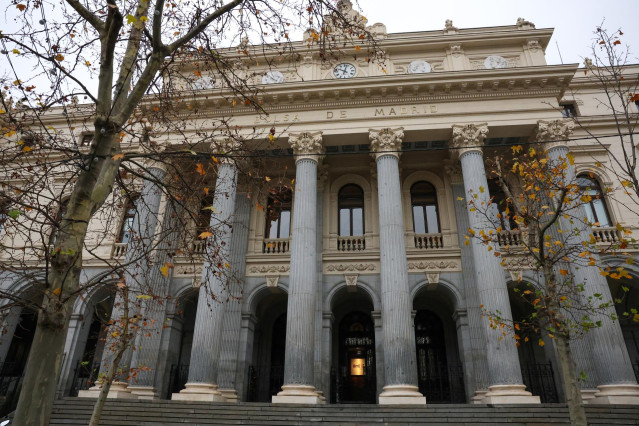Fachada del Palacio de la Bolsa de Madrid