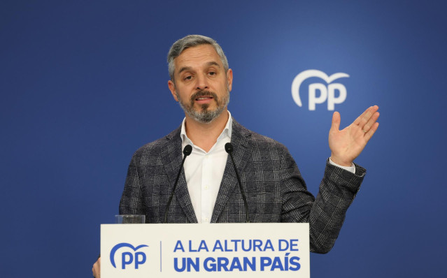 El vicesecretario de Economía del Partido Popular, Juan Bravo, ofrece una rueda de prensa, a 2 de enero de 2023, en Madrid (España).