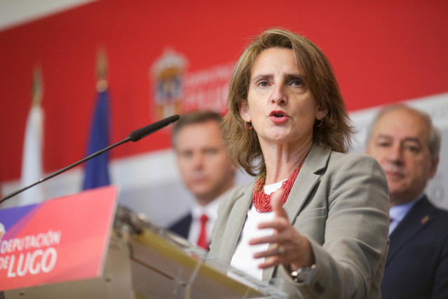 Archivo - La vicepresidenta tercera y ministra de Transición Ecológica, Teresa Ribera, interviene durante la inauguración de un foro de Ciudades y Territorios Creativos de España, en Lugo, Galicia (España).