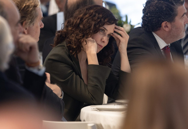 La presidenta de la Comunidad de Madrid, Isabel Díaz Ayuso, durante el Foro ABC en la sede del periódico, a 10 de enero de 2023, en Madrid (España).