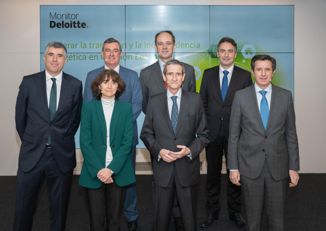 Presentación del informe 'Acelerar la transición y la independencia energética en la Unión Europea', de Monitor Deloitte,