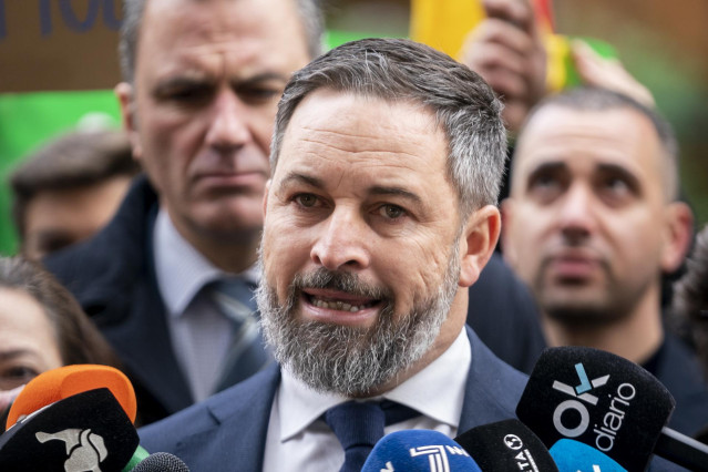 El presidente de Vox, Santiago Abascal, a las puertas del Tribunal Constitucional