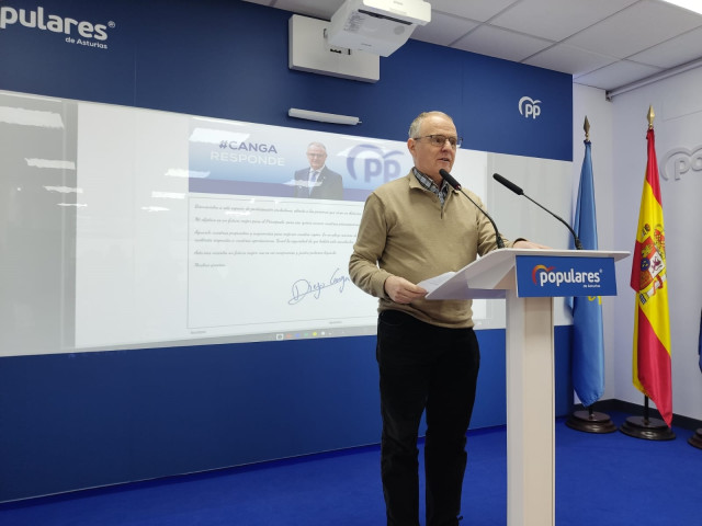 El candidato del PP, Diego Canga, en rueda de prensa.