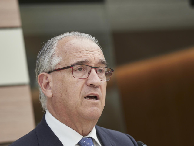 Archivo - El vicepresidente de UPN y alcalde de Pamplona, Enrique Maya.