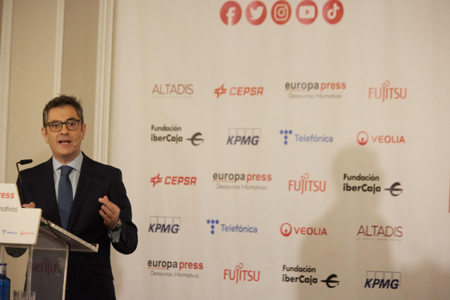El ministro de la Presidencia, Relaciones con las Cortes y Memoria Democrática, Félix Bolaños, interviene durante un desayuno de Europa Press, en el Rosewood Villa Magna, a 25 de enero de 2023, en Madrid (España).