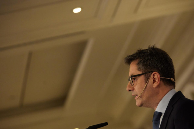 El ministro de la Presidencia, Relaciones con las Cortes y Memoria Democrática, Félix Bolaños, interviene durante un desayuno de Europa Press, en el Rosewood Villa Magna, a 25 de enero de 2023, en Madrid (España).