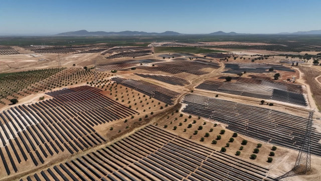 Planta solar de Acciona en Almendralejo (Badajoz)
