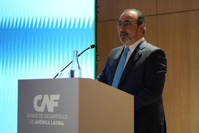 Archivo - El presidente ejecutivo del CAF, Sergio Díaz-Granados