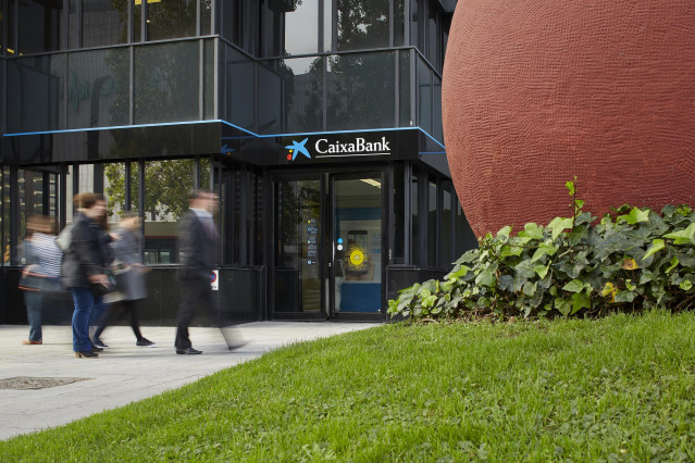 Un edificio de CaixaBank