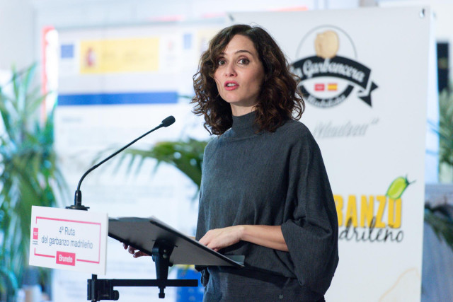 La presidenta de la Comunidad de Madrid, Isabel Díaz Ayuso, clausura la IV Ruta del Garbanzo en el restaurante ‘El Vivero’, a 25 de enero de 2023, en Brunete, Madrid (España).