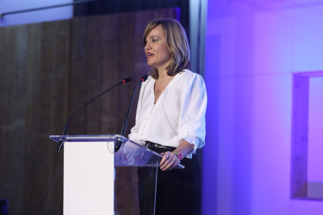 La ministra de Educación, Pilar Alegría, en la inauguración del I Congreso de FP en la Fàbrica Ramis de Inca.