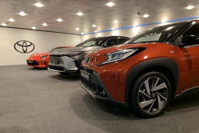 Archivo - Nuevos Aygo X Cross, bZ4x y GR 86
