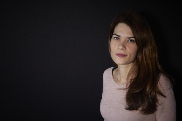 Archivo - La coportavoz de Podemos, Isa Serra, posa para Europa Press en la sede de su partido, a 5 de diciembre de 2022, en Madrid (España).
